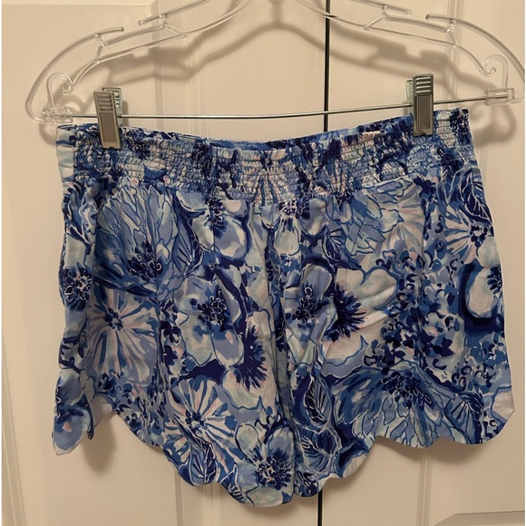 Lily Pulitzer shorts - Picture 2 of 3